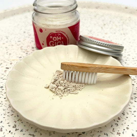 OHGIGI TOOTH POWDER FRUITY BRUSH 40G
